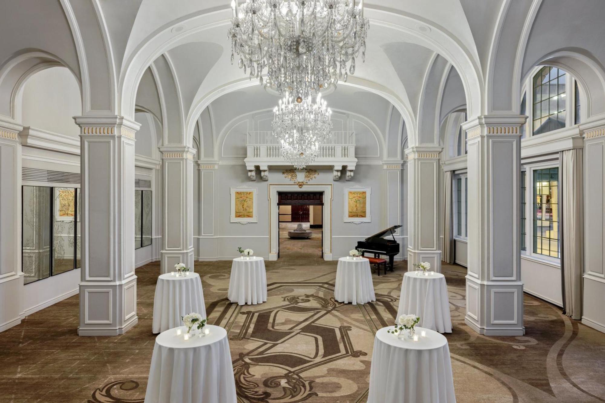 Omni Severin Hotel Indianapolis Exterior photo